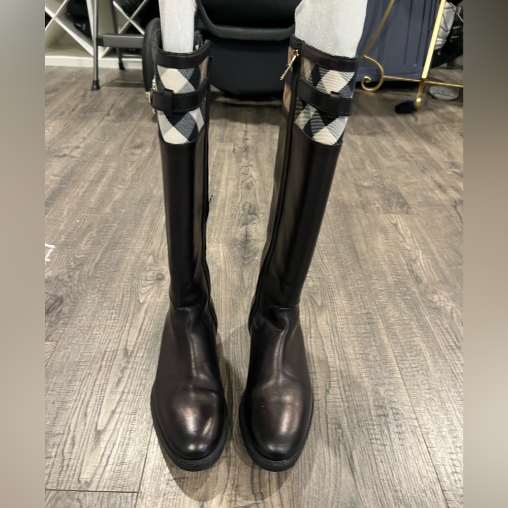Burberry Haymarket Brown Leather Boots 👢